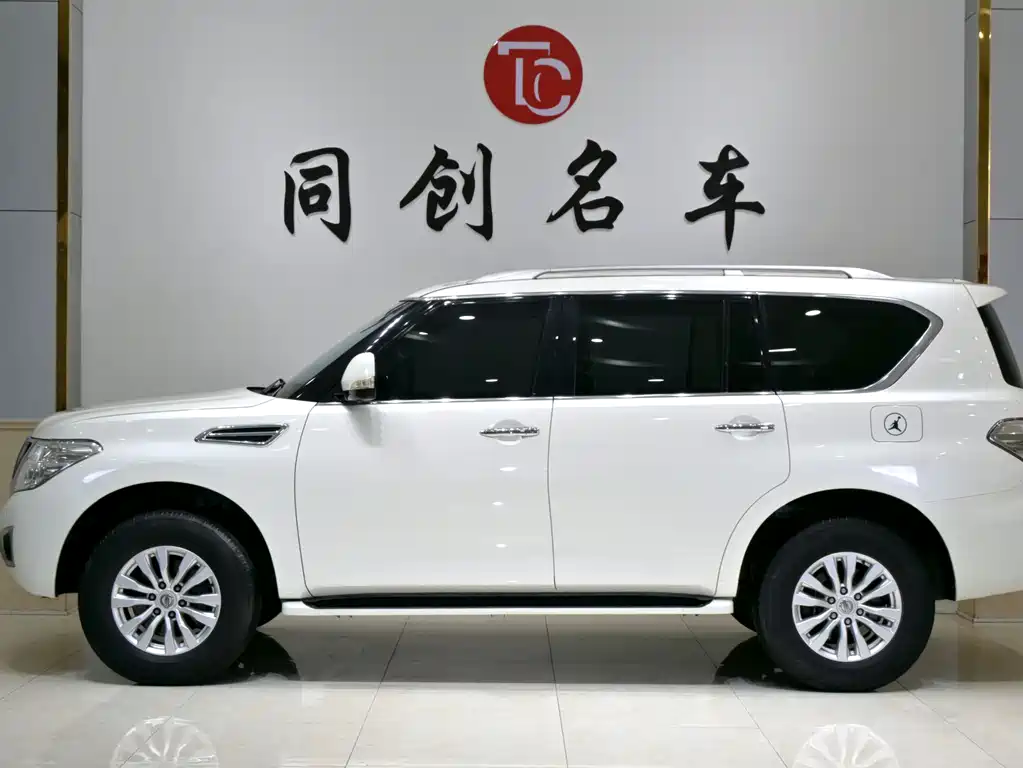 Nissan Patrol — фото 7