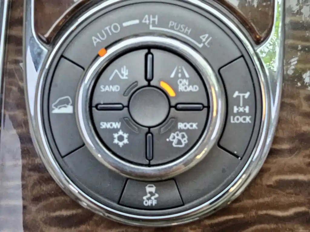 Nissan Patrol — фото 11