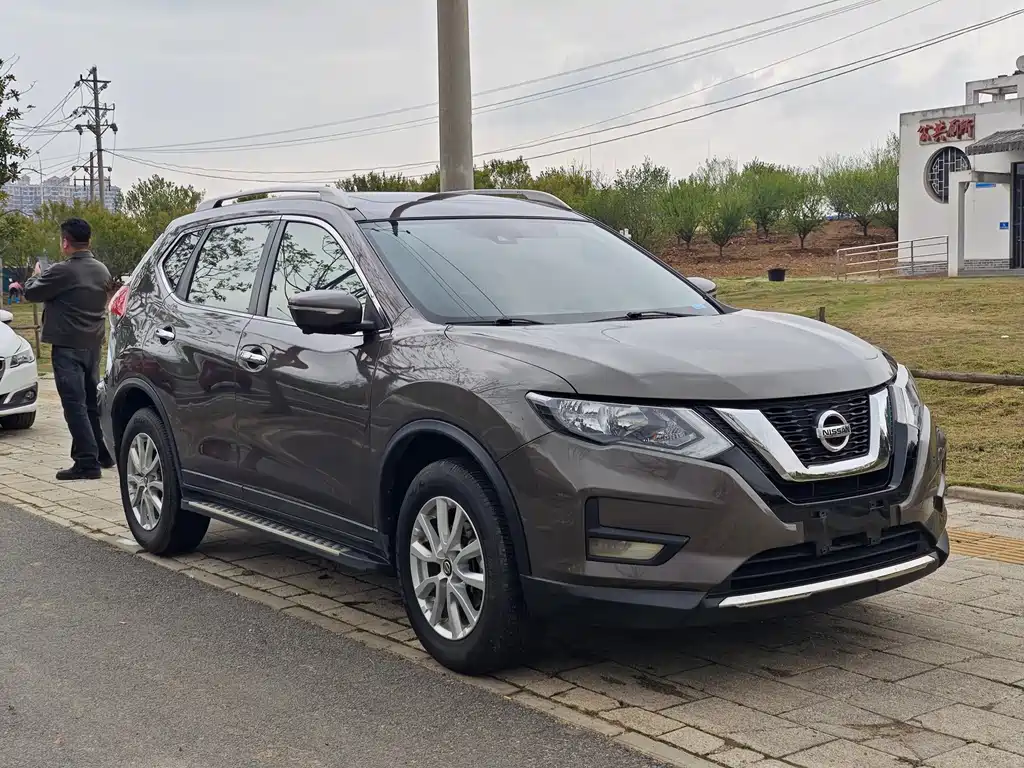 Nissan X-Trail — фото 3