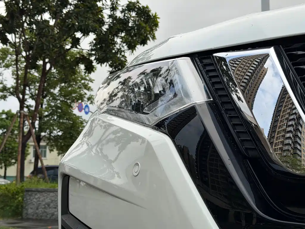 Nissan X-Trail — фото 19