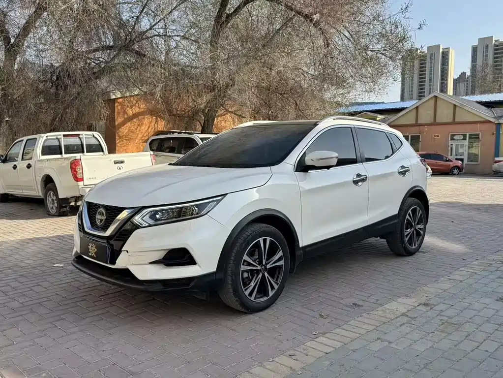 Nissan Qashqai — фото 3