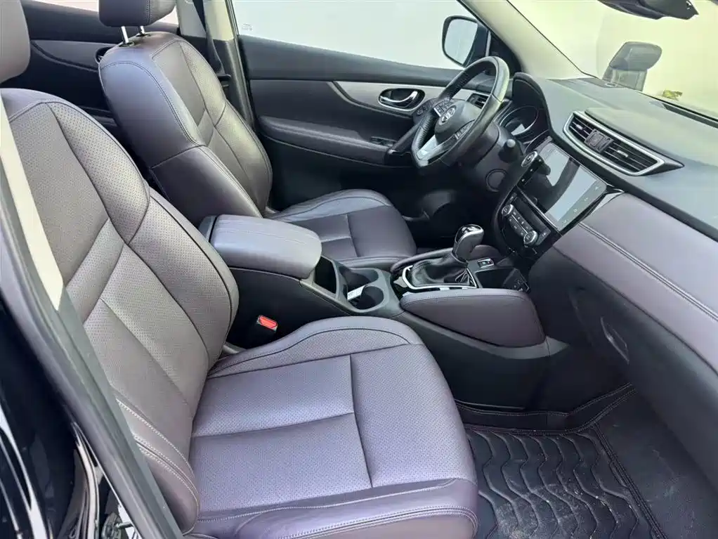 Nissan Qashqai — фото 18