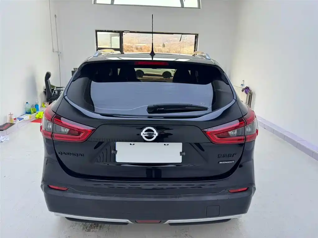 Nissan Qashqai — фото 4