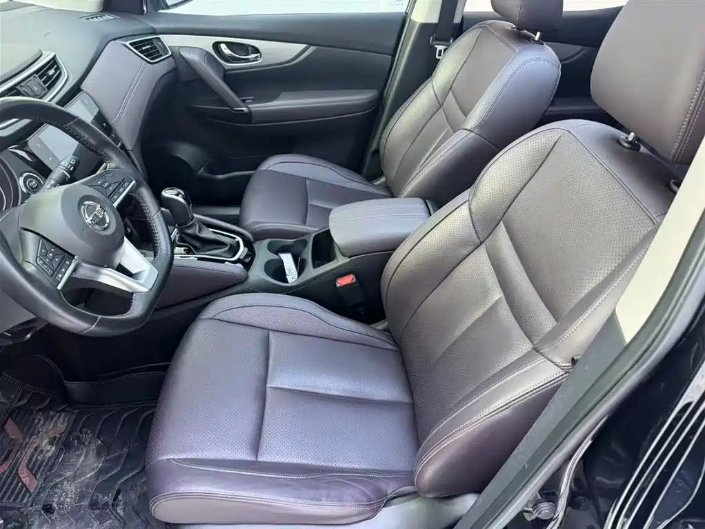 Nissan Qashqai — фото 9