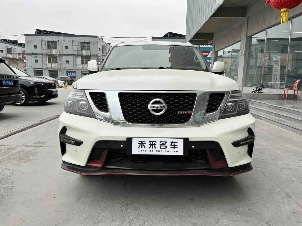 Nissan Patrol — фото 2