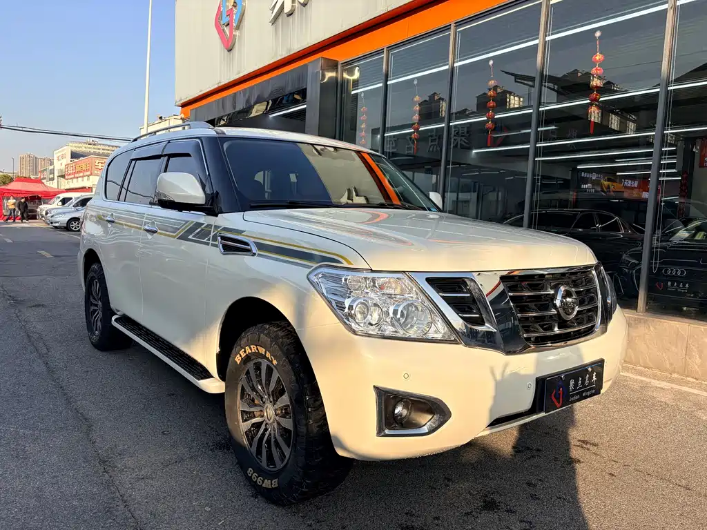 Nissan Patrol — фото 2