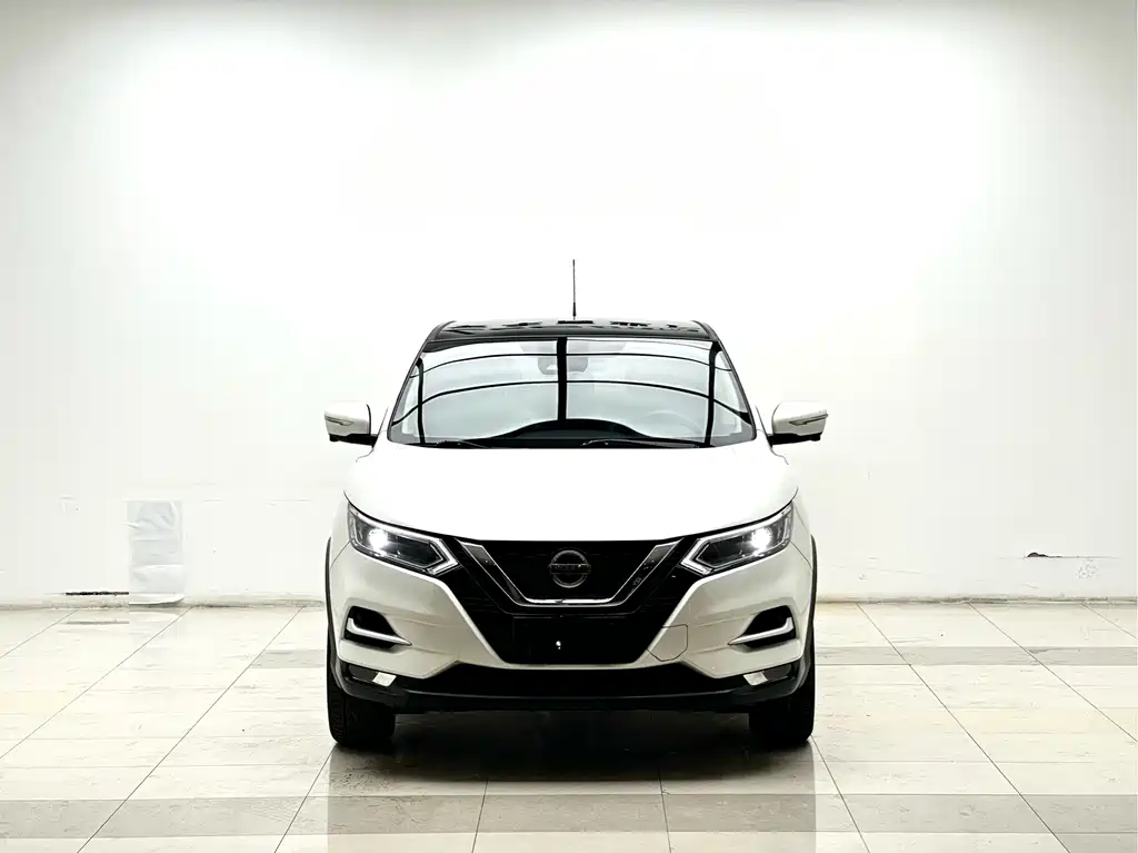 Nissan Qashqai — фото 2