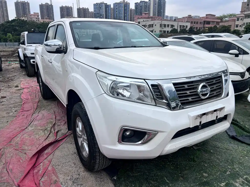 Nissan Navara — фото 2