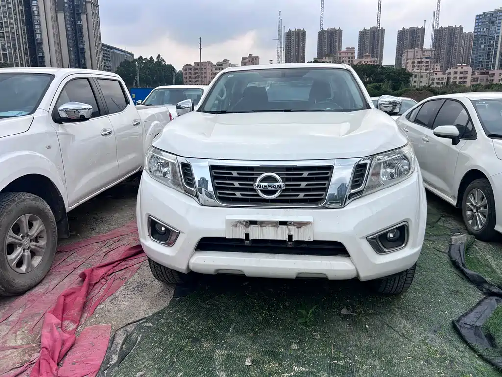Nissan Navara — фото 3