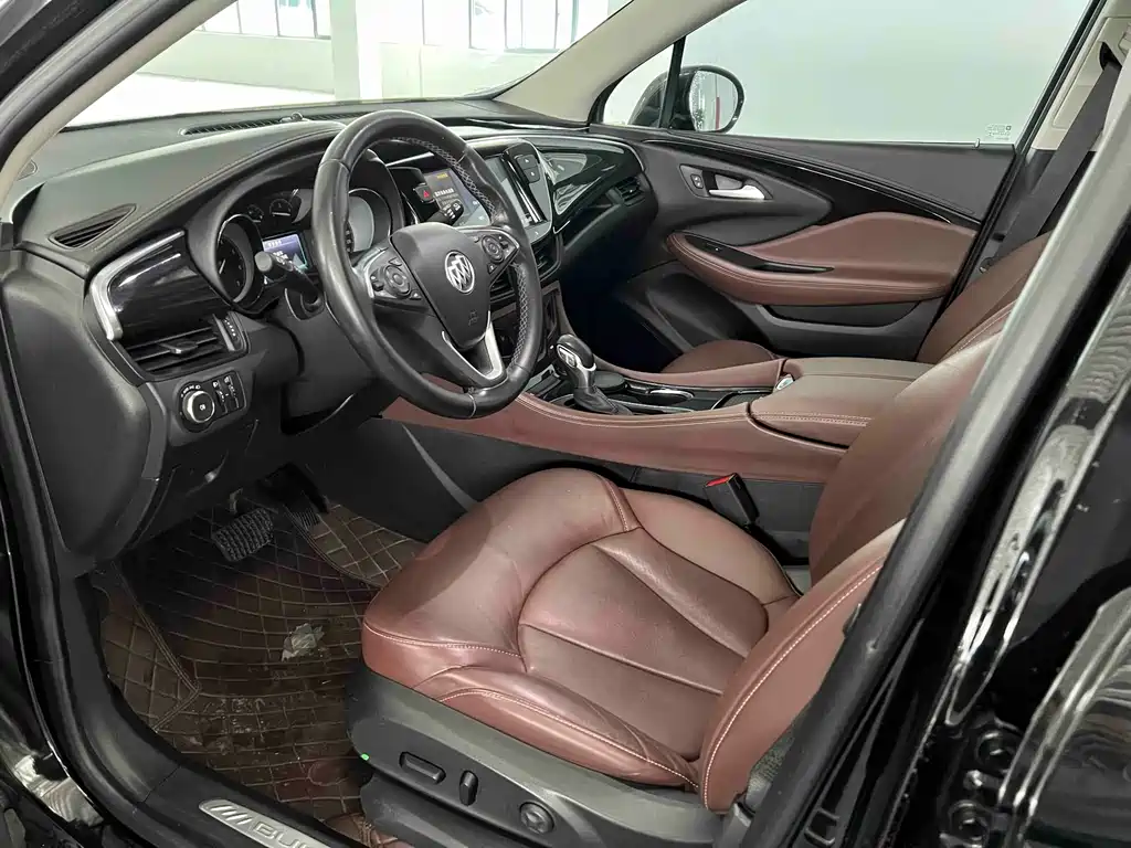 Buick Envision Plus — фото 8