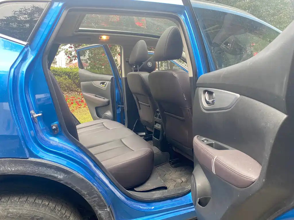 Nissan Qashqai — фото 11