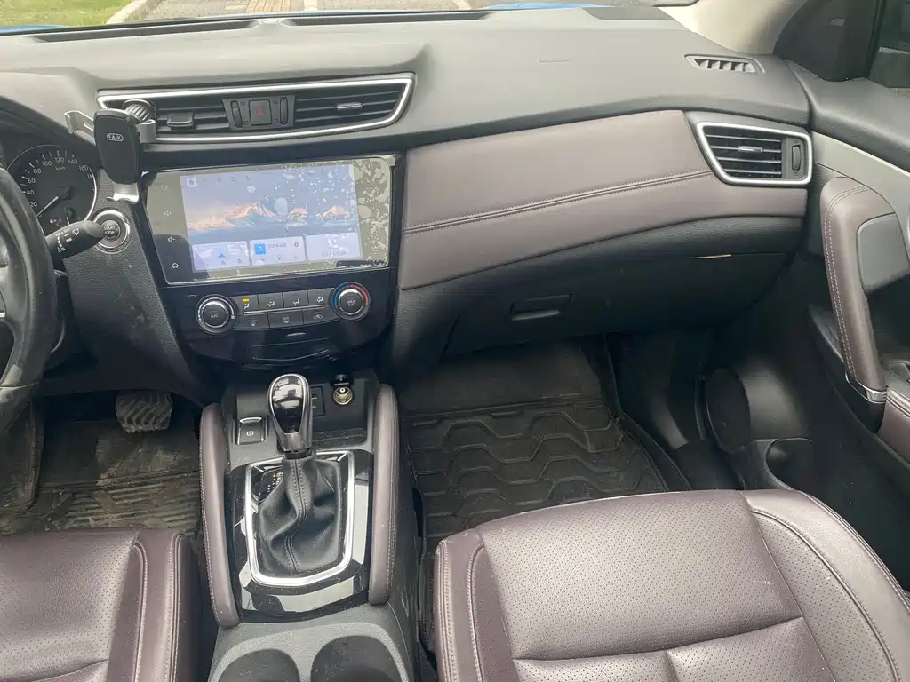 Nissan Qashqai — фото 14