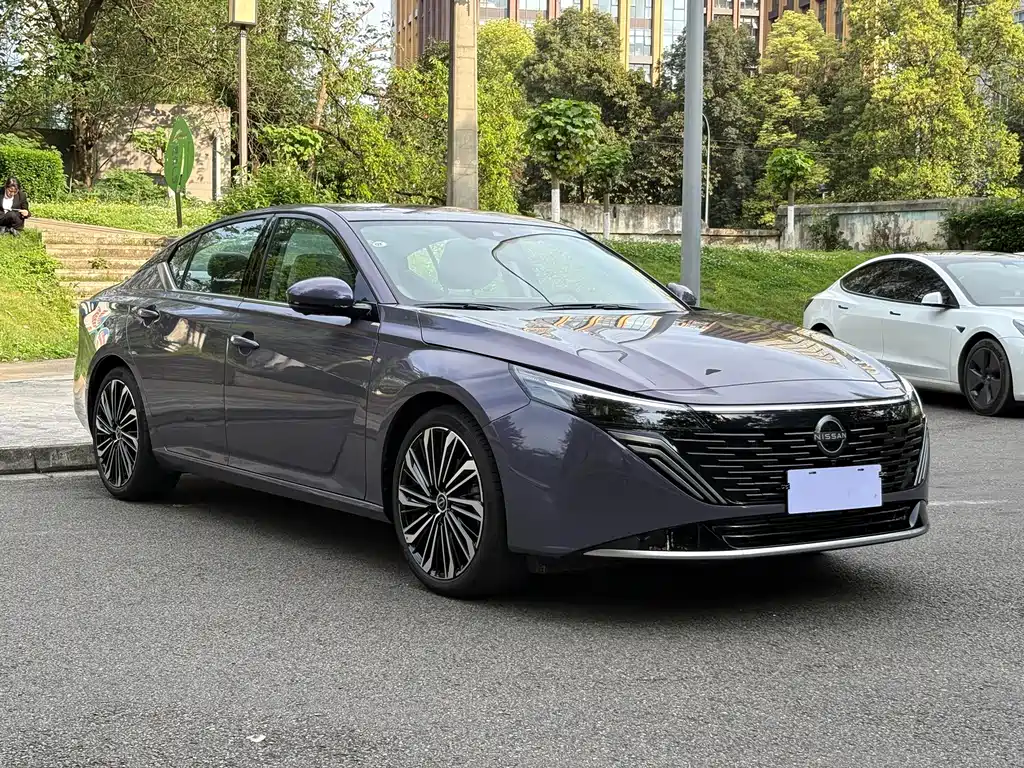 Nissan Teana — фото 3