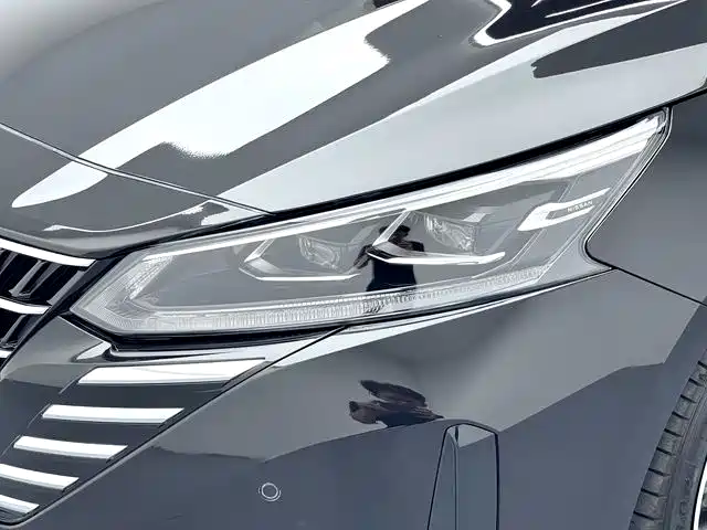 Nissan Teana — фото 18