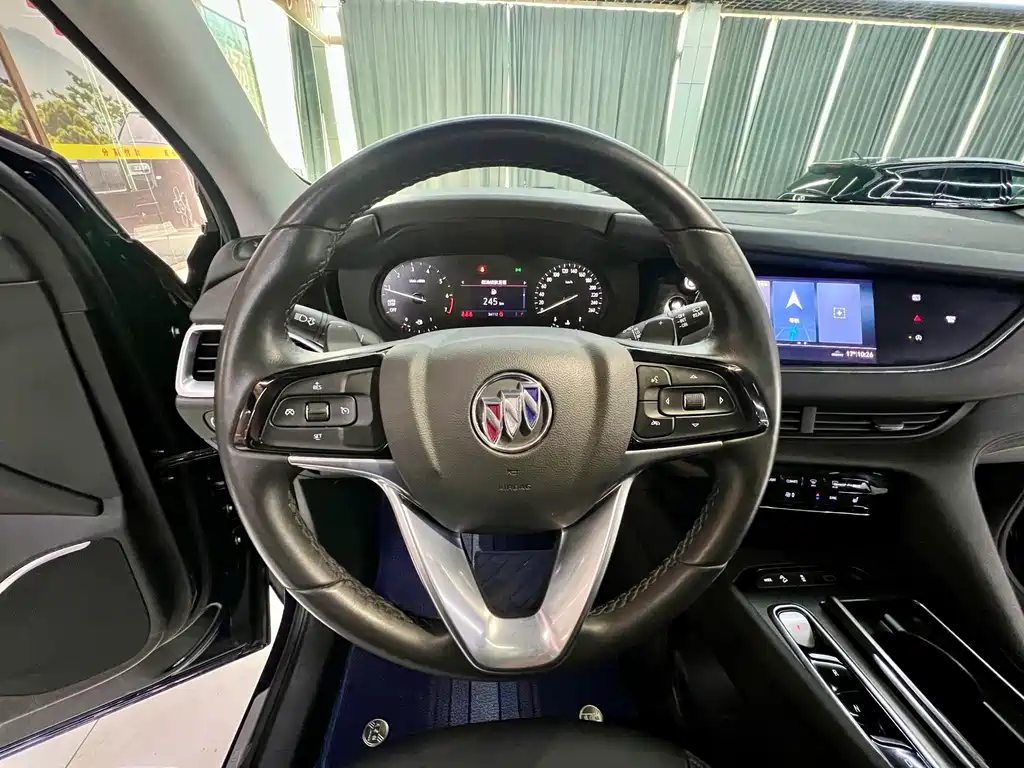 Buick Enclave — фото 11