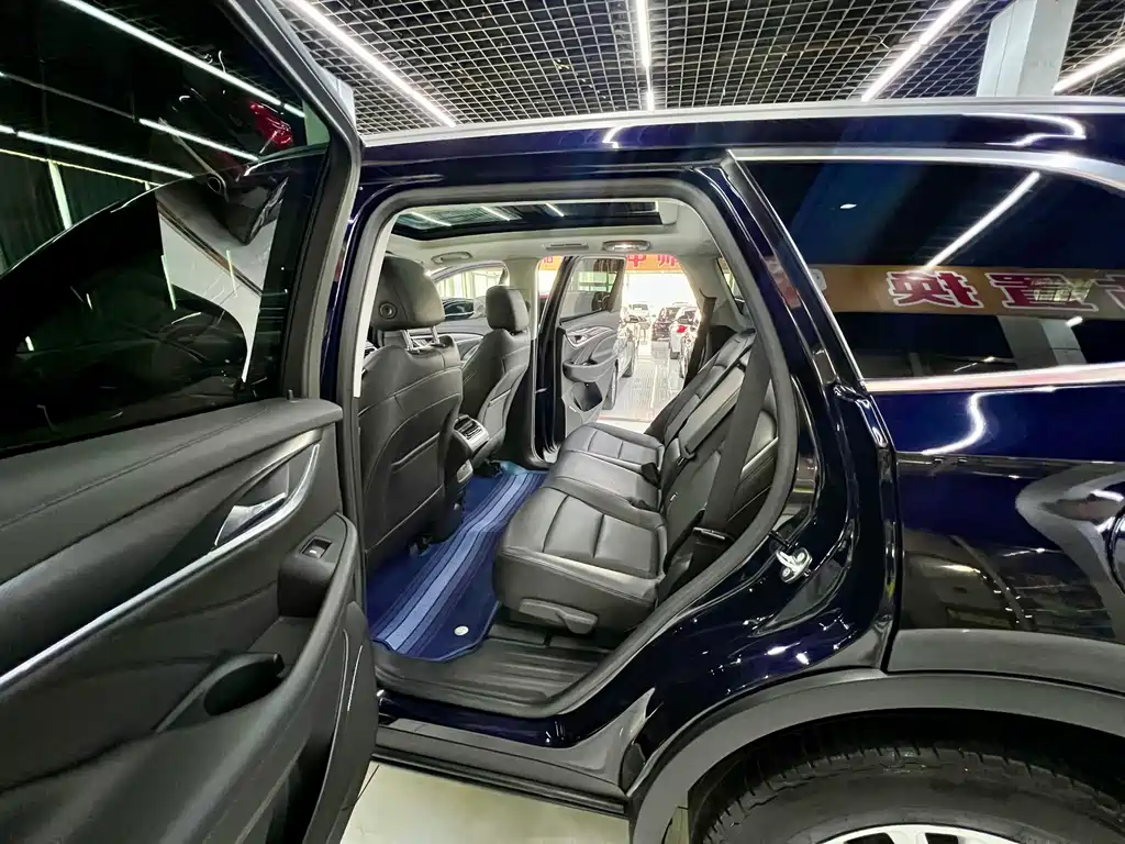 Buick Enclave — фото 13