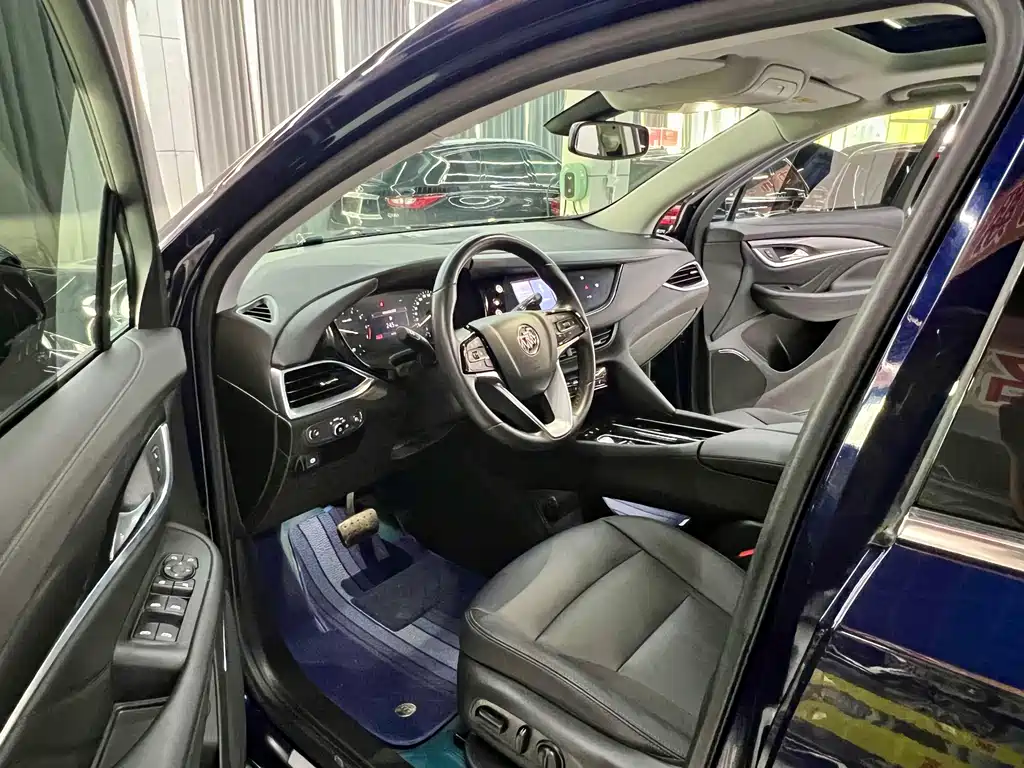 Buick Enclave — фото 10