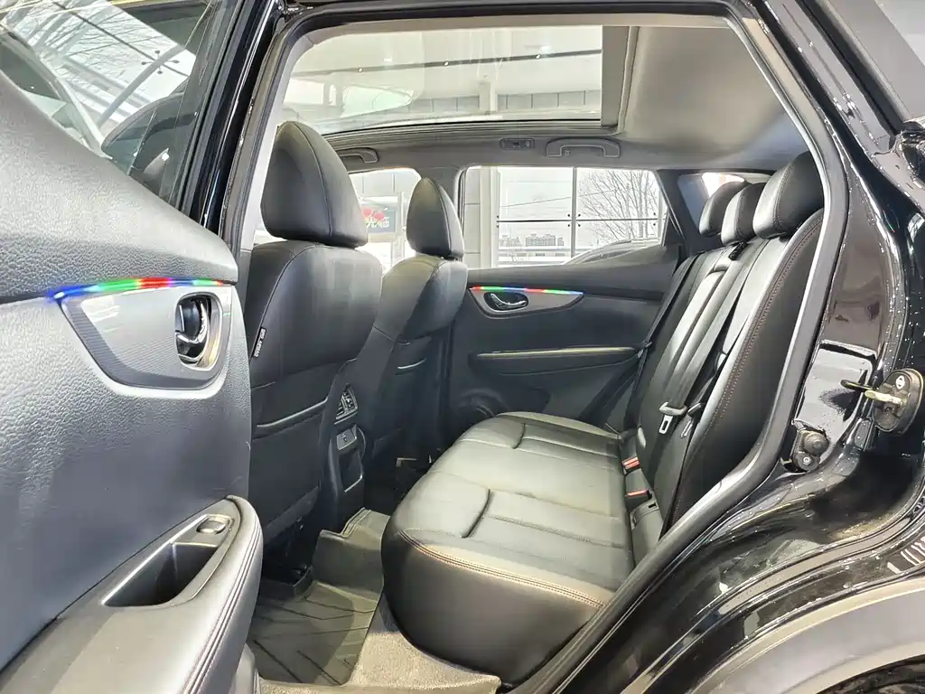 Nissan Qashqai — фото 15