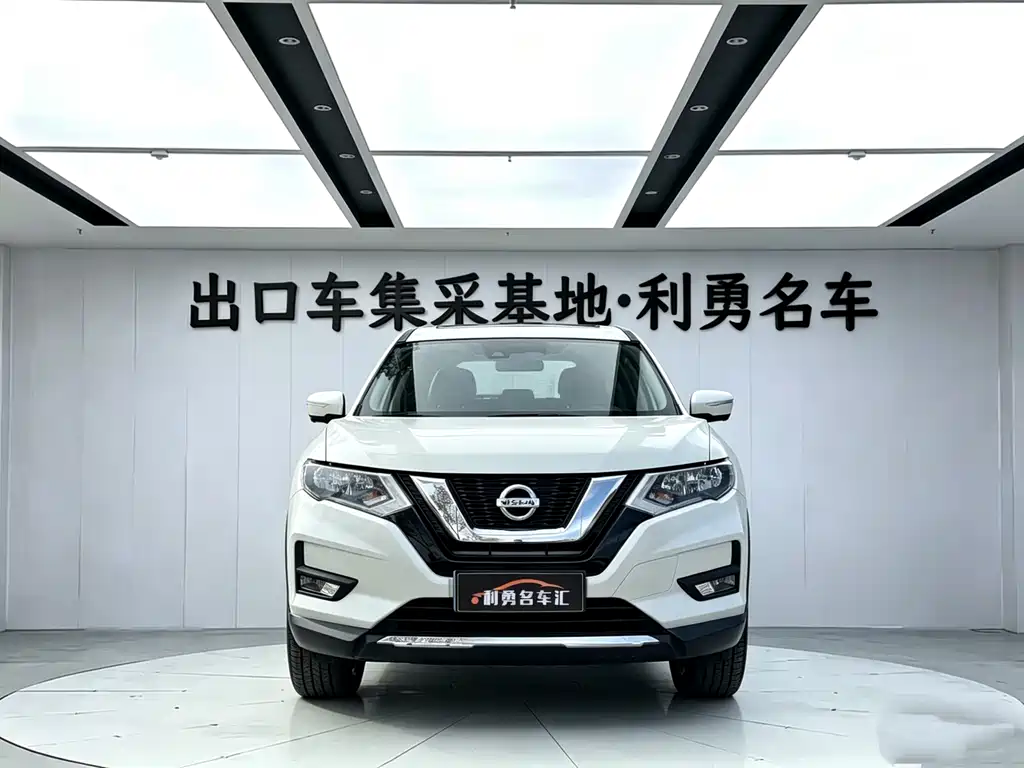 Nissan X-Trail — фото 2