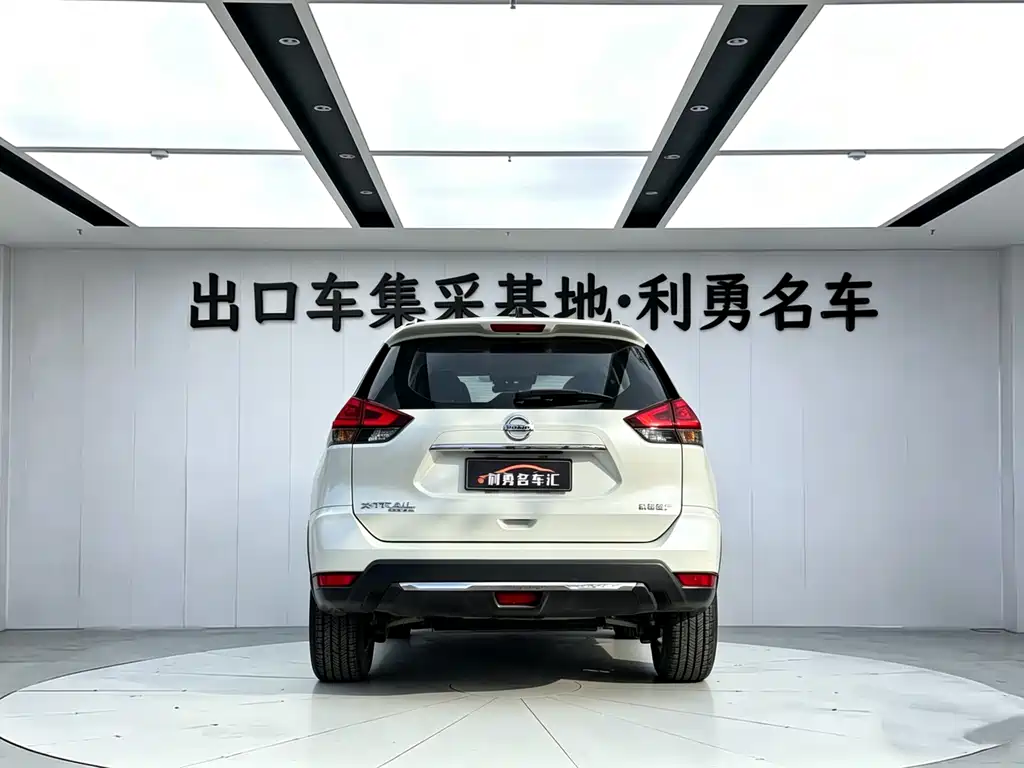Nissan X-Trail — фото 3