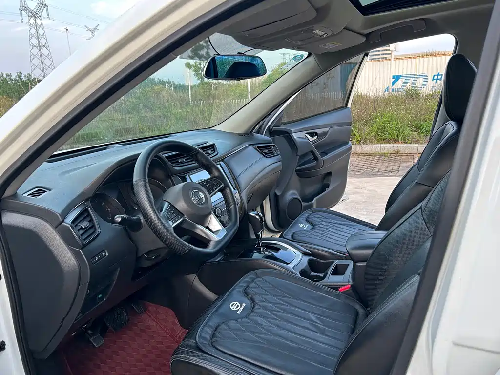 Nissan X-Trail — фото 13