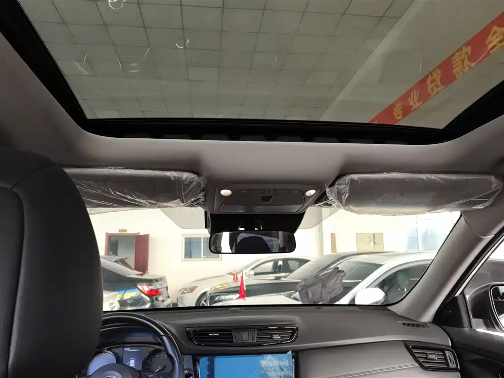 Nissan X-Trail — фото 18