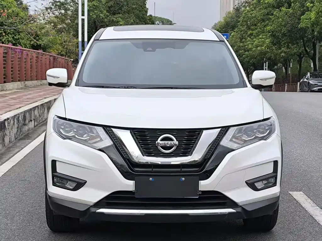 Nissan X-Trail — фото 2