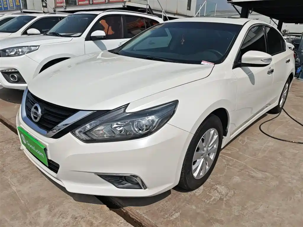 Nissan Teana — фото 2