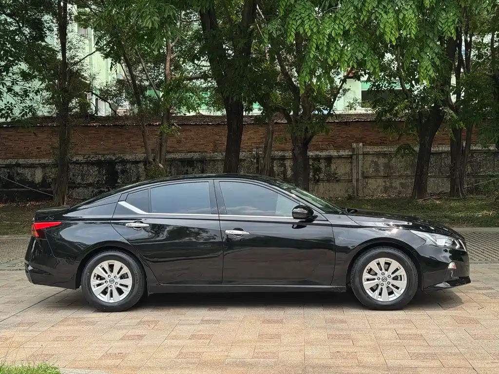 Nissan Teana — фото 10