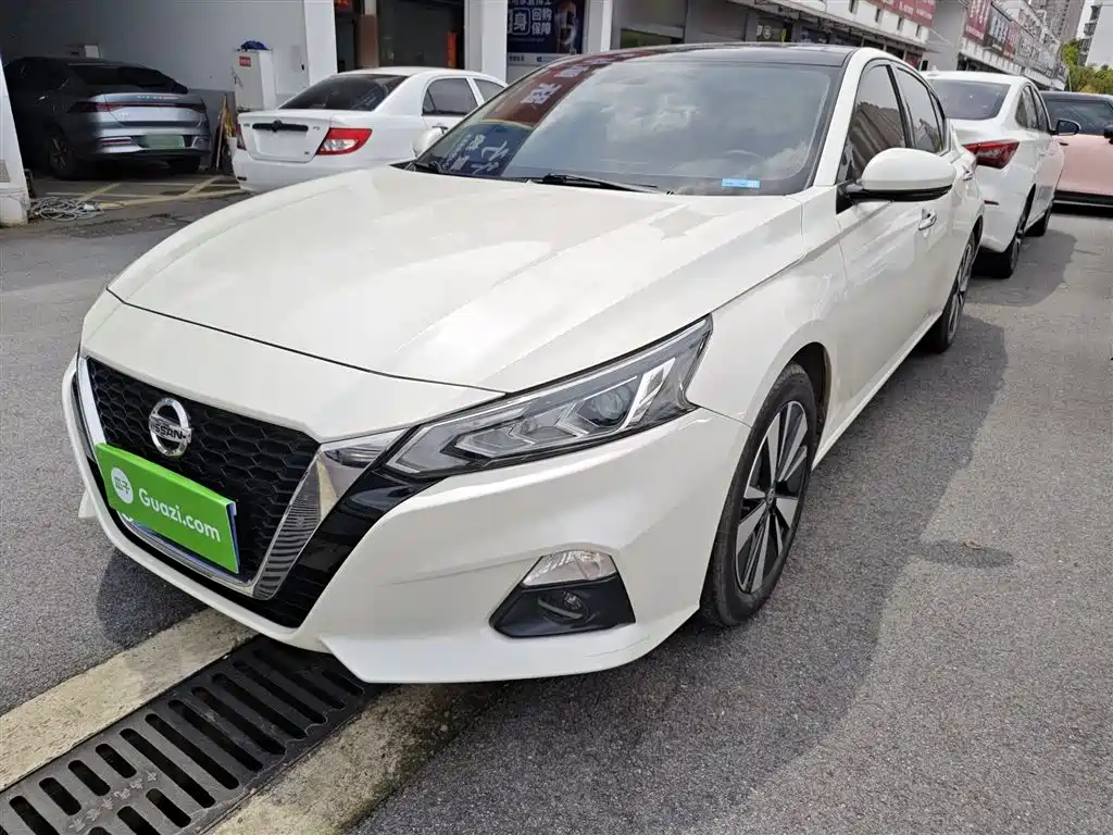 Nissan Teana — фото 2