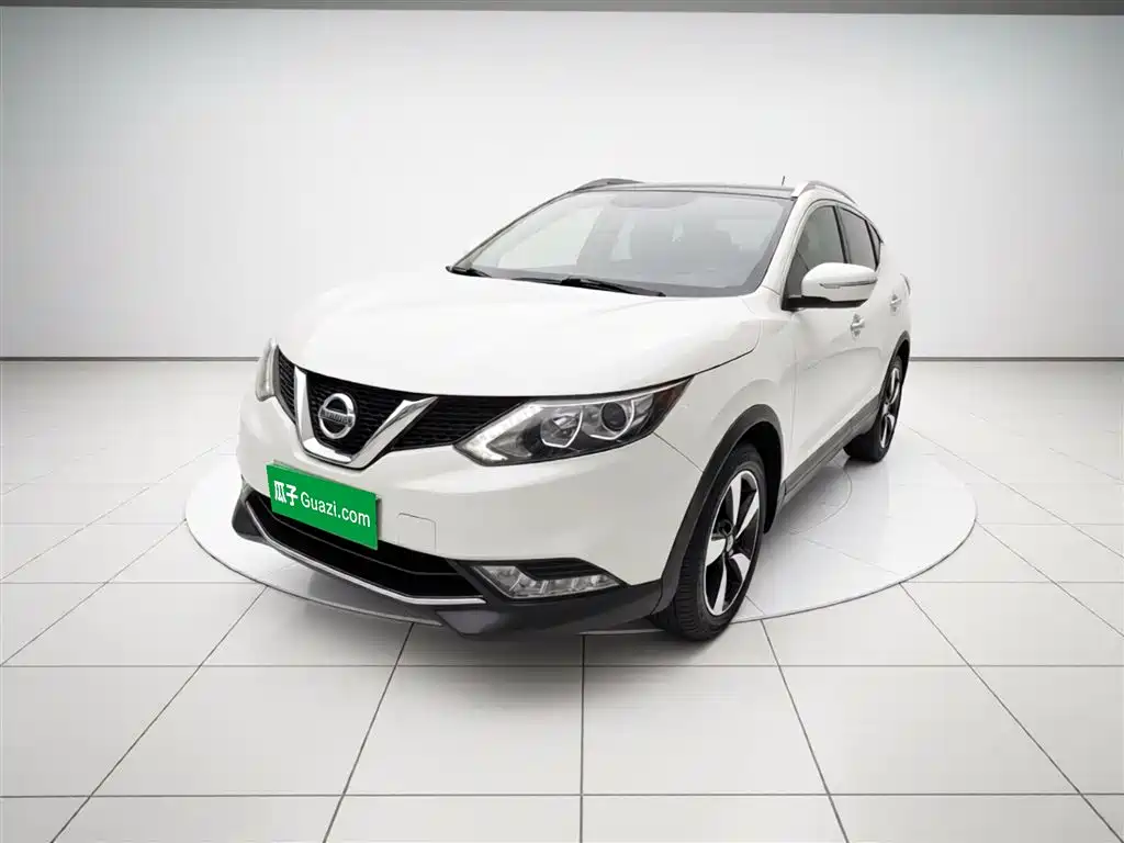 Nissan Qashqai — фото 2