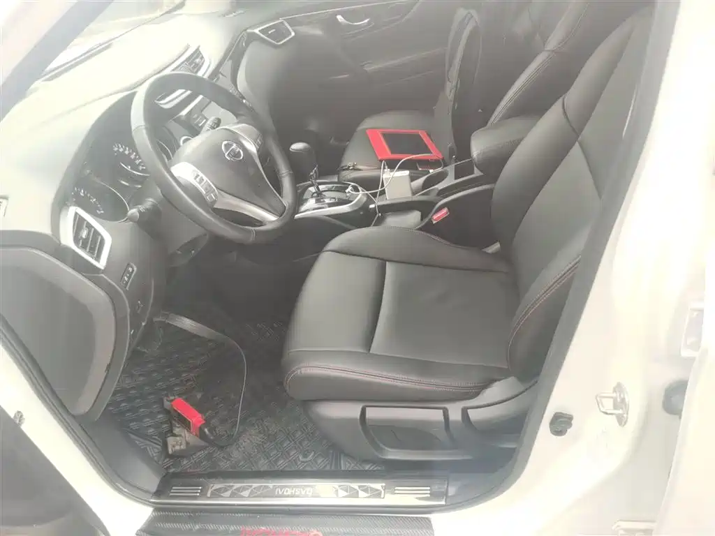 Nissan Qashqai — фото 15