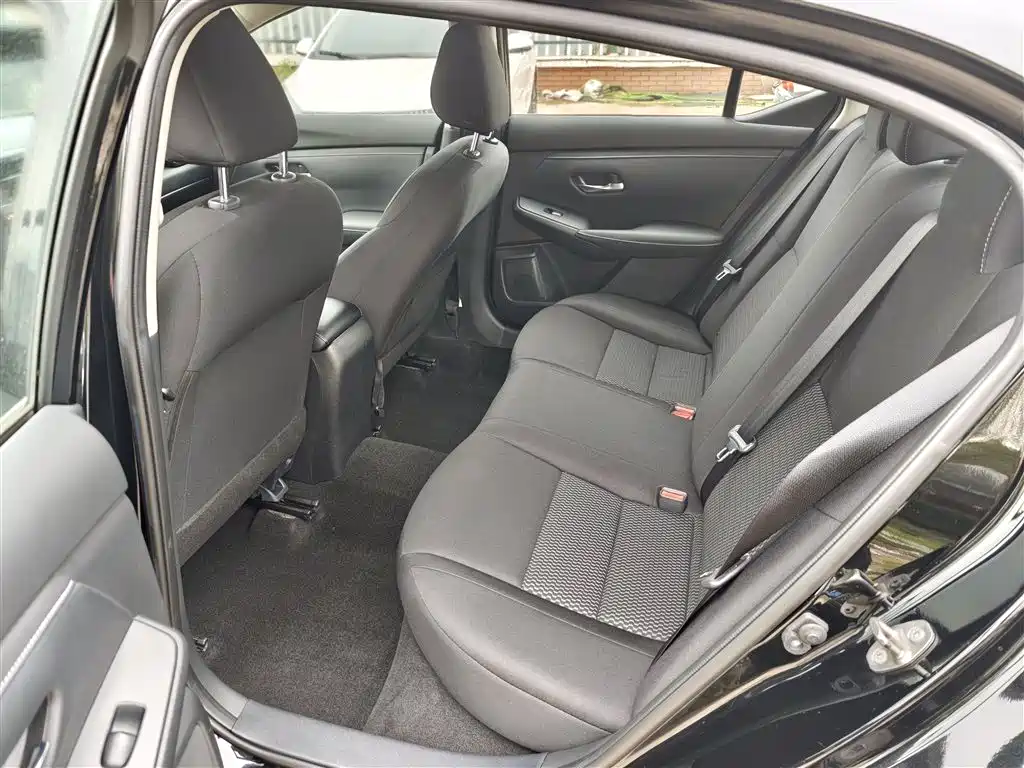 Nissan Sylphy — фото 15