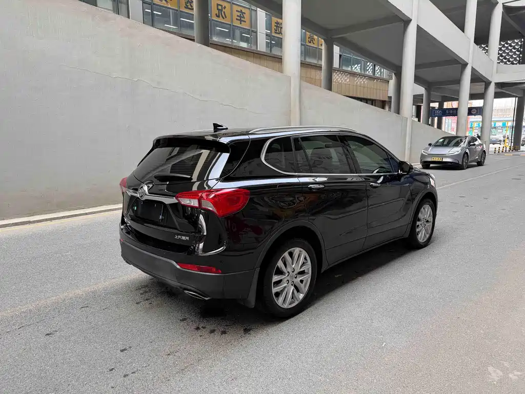 Buick Envision Plus — фото 6