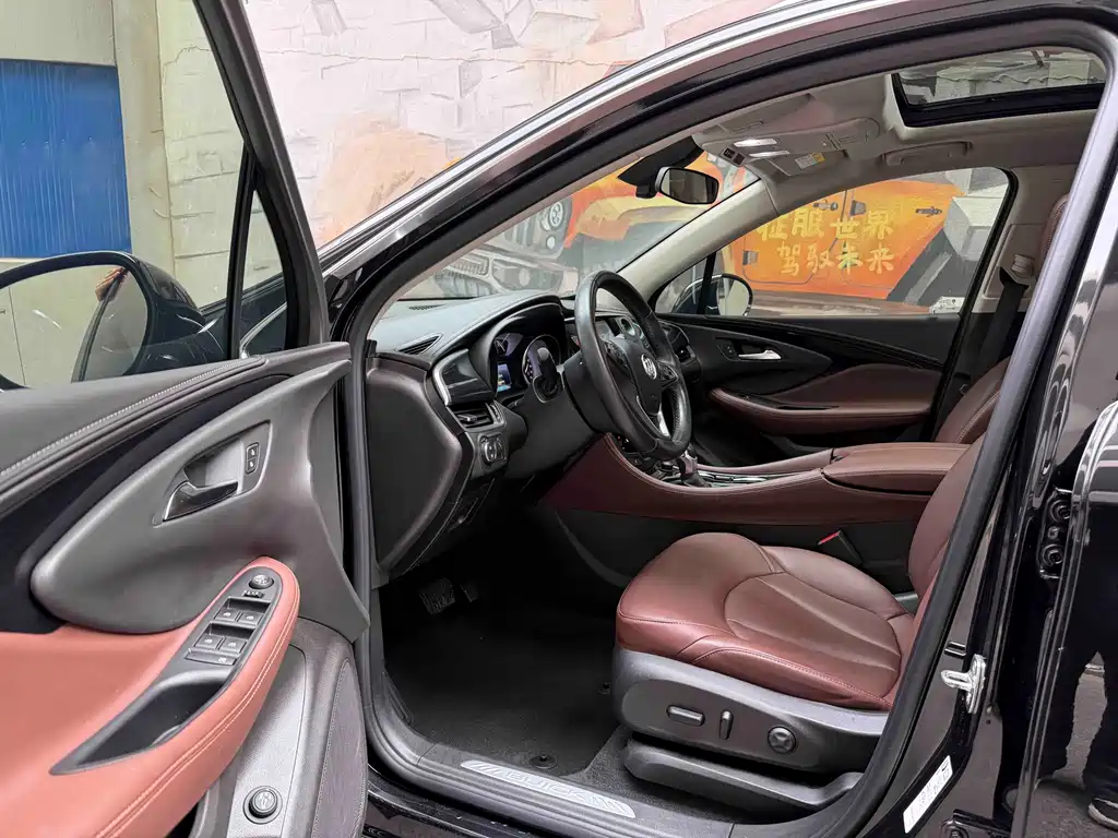 Buick Envision Plus — фото 7