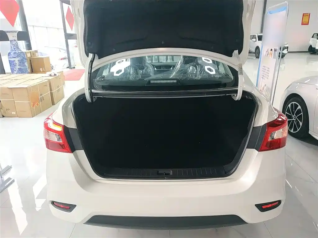 Nissan Sylphy — фото 15