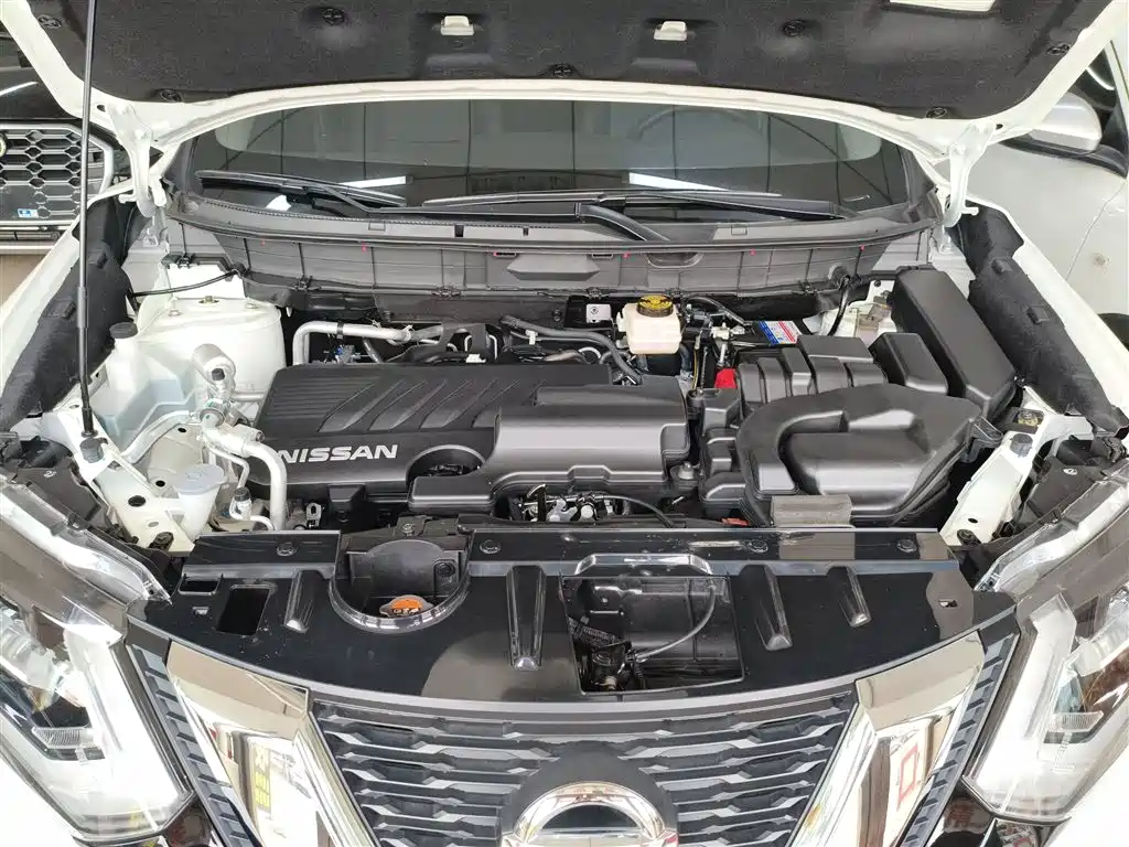 Nissan X-Trail — фото 20
