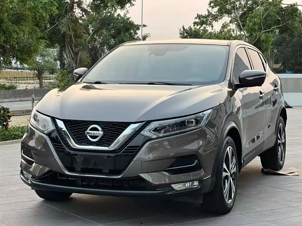 Nissan Qashqai — фото 2