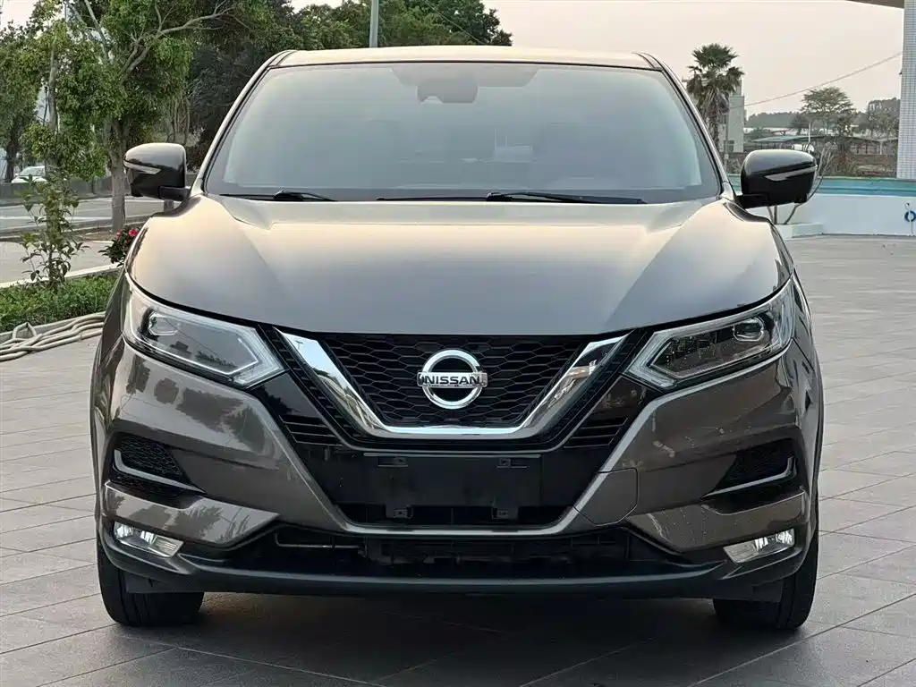 Nissan Qashqai — фото 4