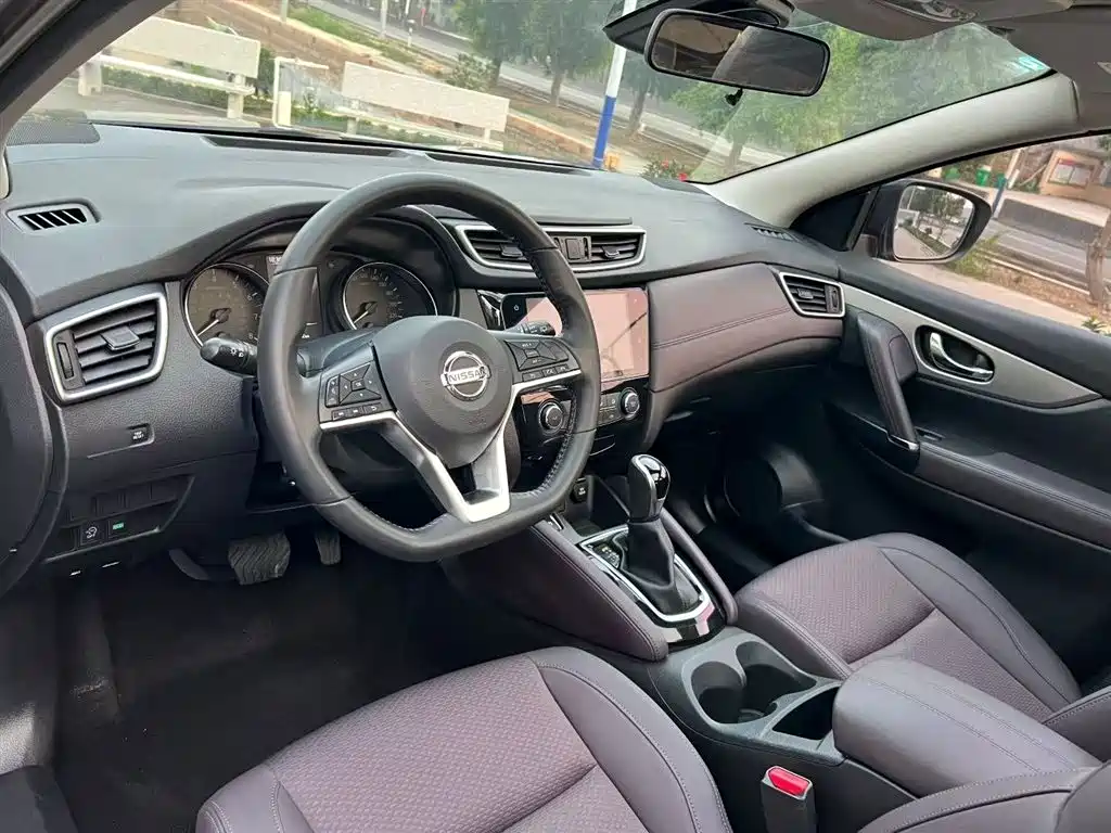 Nissan Qashqai — фото 9