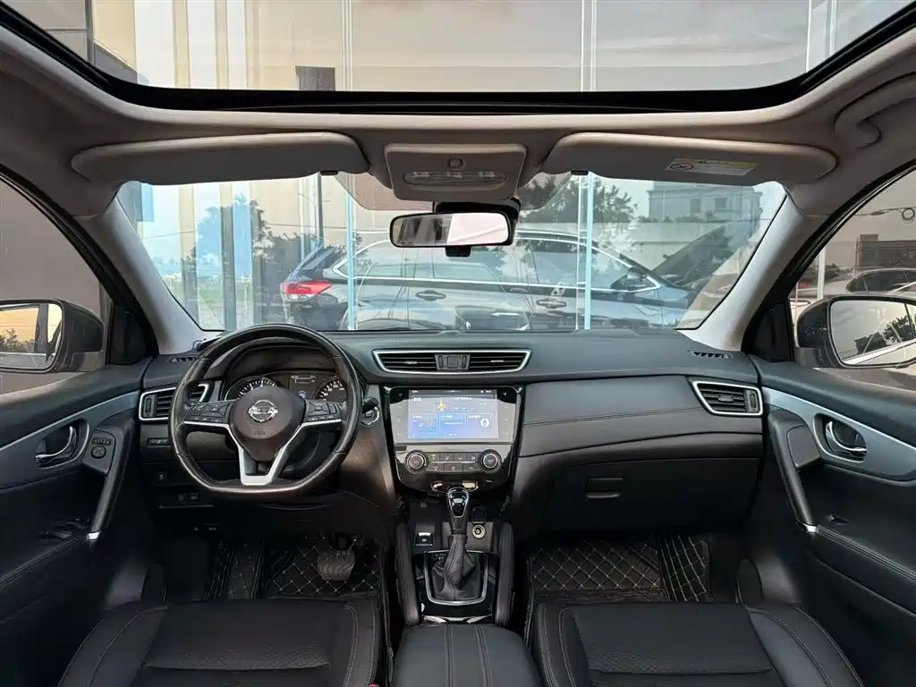 Nissan Qashqai — фото 8