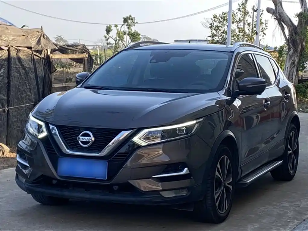 Nissan Qashqai — фото 2