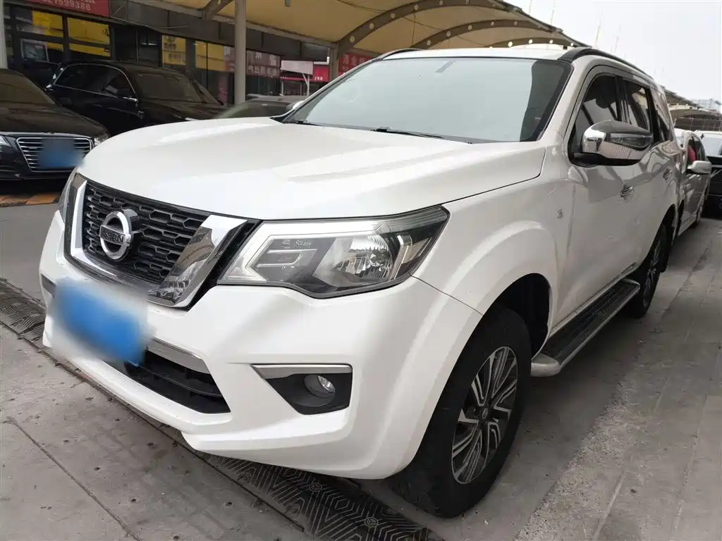 Nissan Terra — фото 2