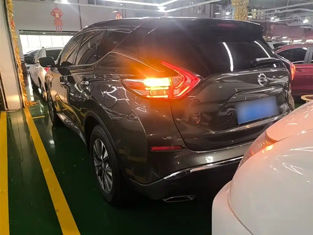 Nissan Murano — фото 5