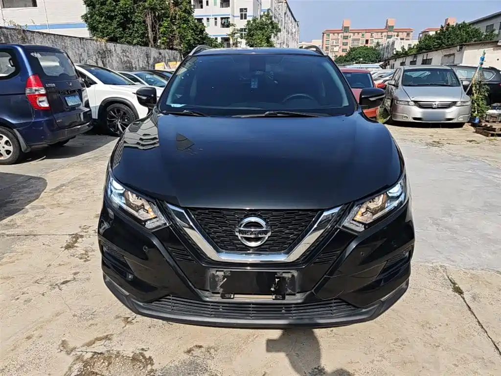 Nissan Qashqai — фото 3