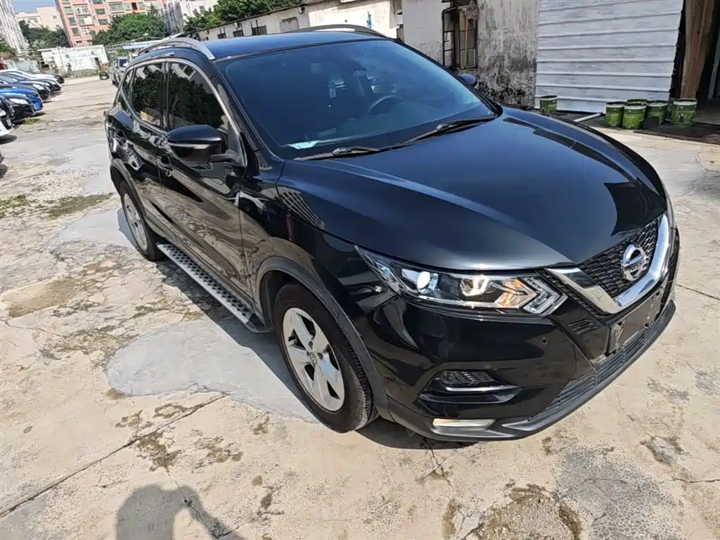 Nissan Qashqai — фото 4