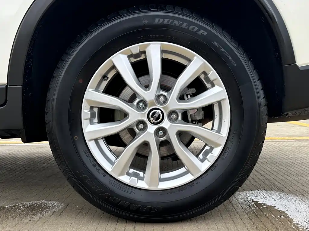 Nissan X-Trail — фото 11