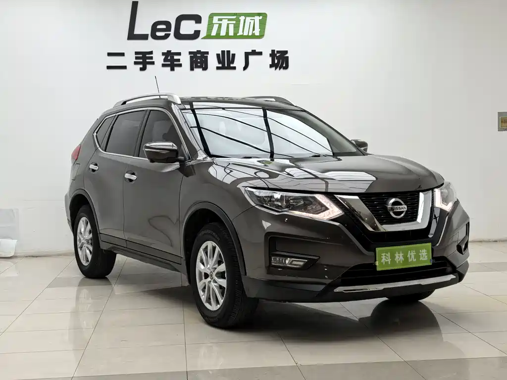Nissan X-Trail — фото 2