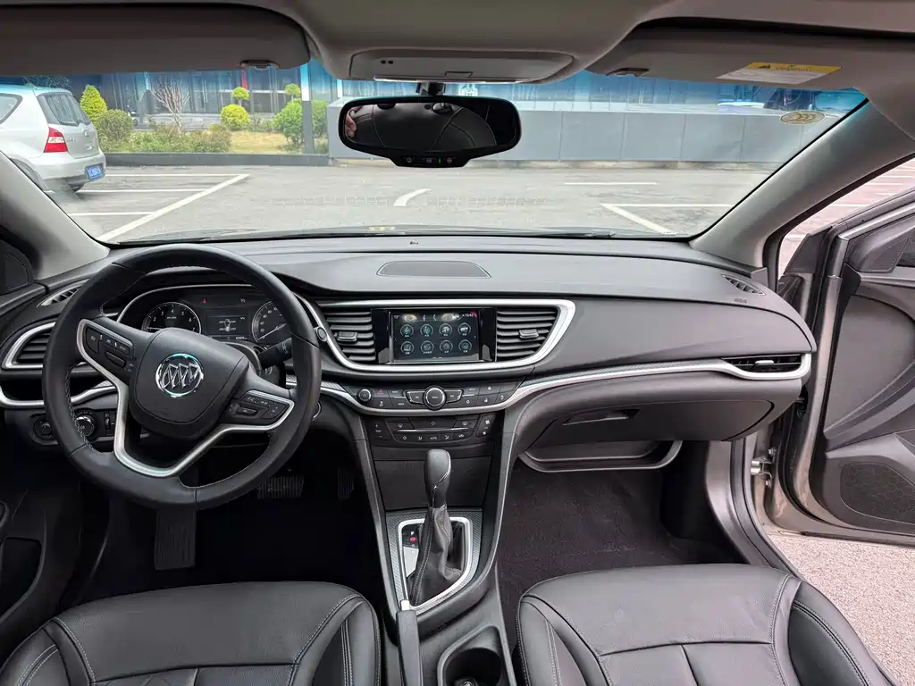 Buick Excelle — фото 14