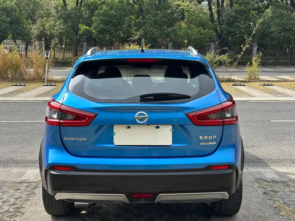 Nissan Qashqai — фото 13